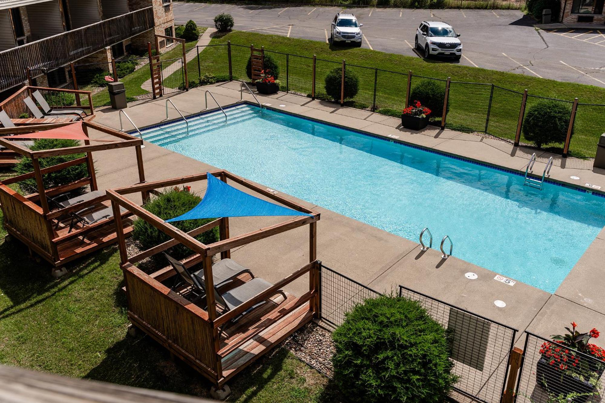 Aloha Beach Resort Lake Delton Exterior foto